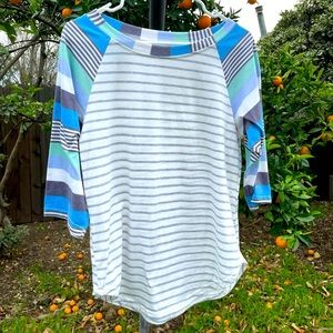 Cute Shirt With 3/4 Sleeves!!!